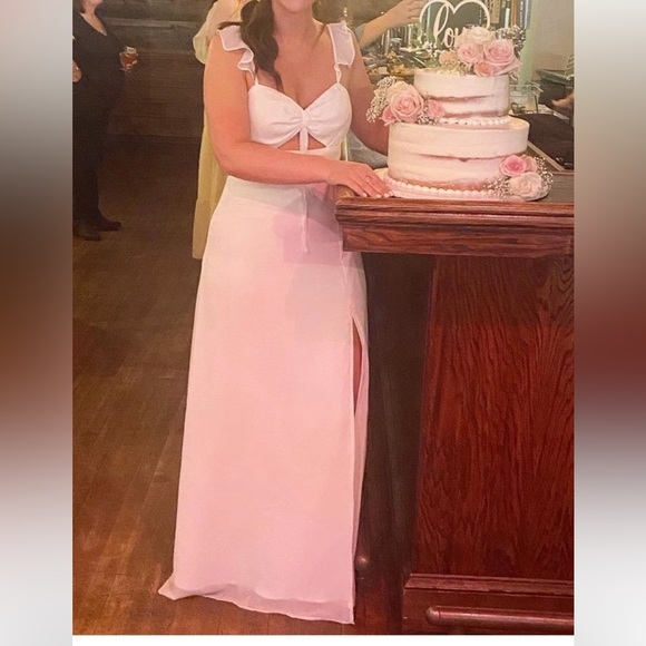 Lulus White Ruffled Maxi Dress worn once! Perfect for a wedding related event! - Picture 2 of 6